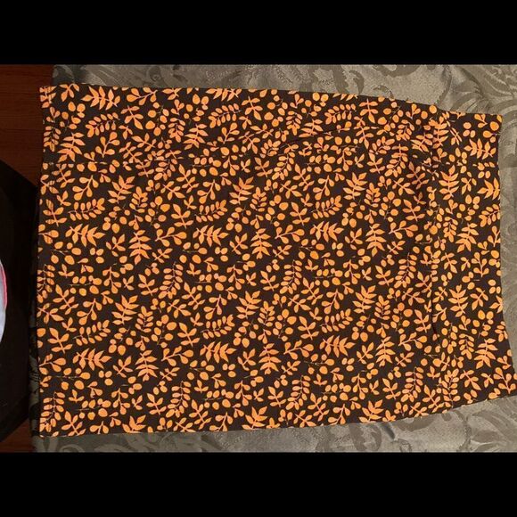 Pencil skirt   - Picture 1 of 4
